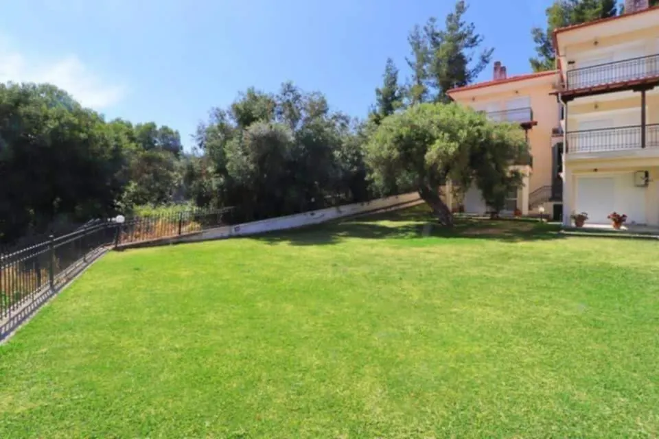 E&M Villa See View Polychrono