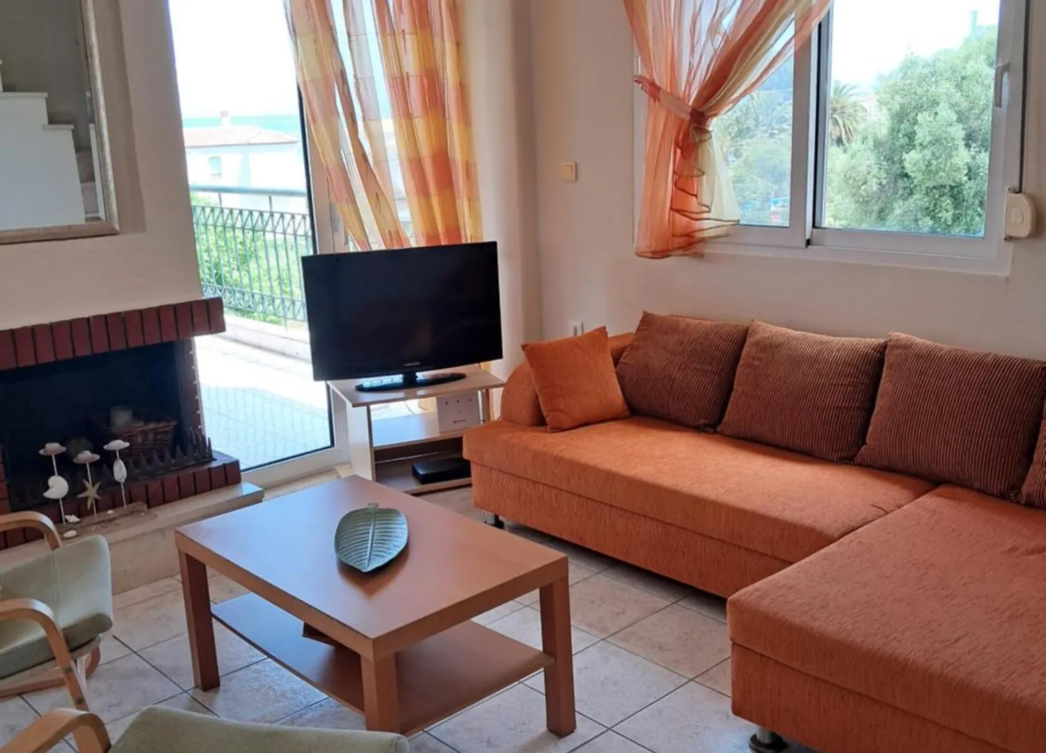 E&M Villa See View Πολύχρονο